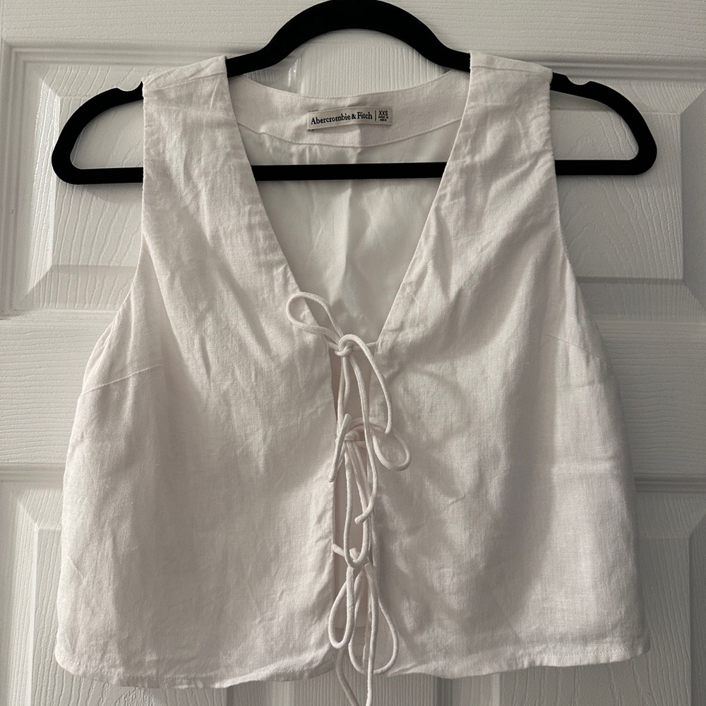 Abercrombie white linen top - size xxs